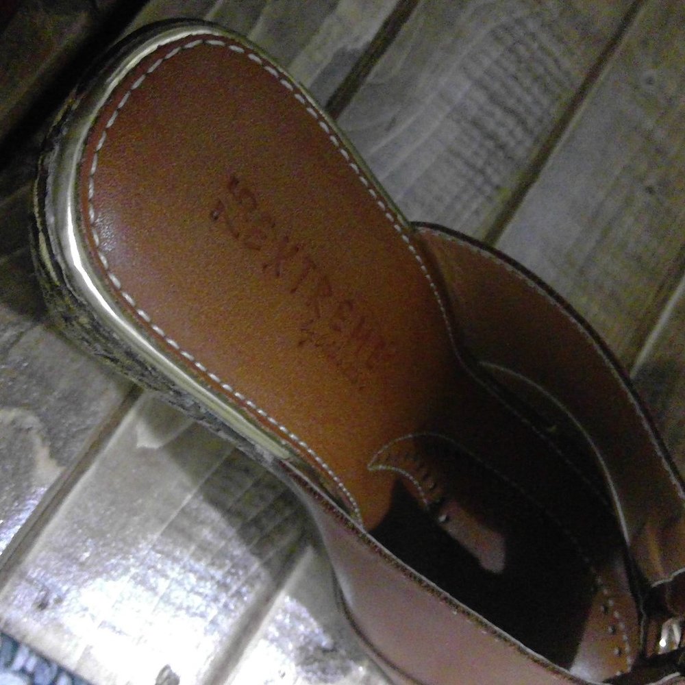 Shoes - Picture 3 of 5